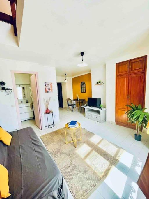 The King Duplex In The Enter Of Fontainebleau Apartment Room photo